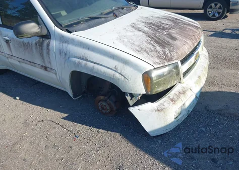 2007 Chevrolet Trailblazer Lt из США, поврежденный, VIN 1GNDT13S272281557